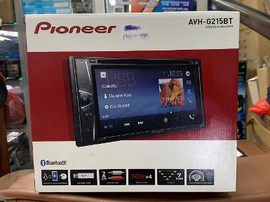 Pioneer AVH-G215BT